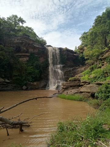 cascade de Yaka-Agbandè (source Dr Eric AGBESSI)